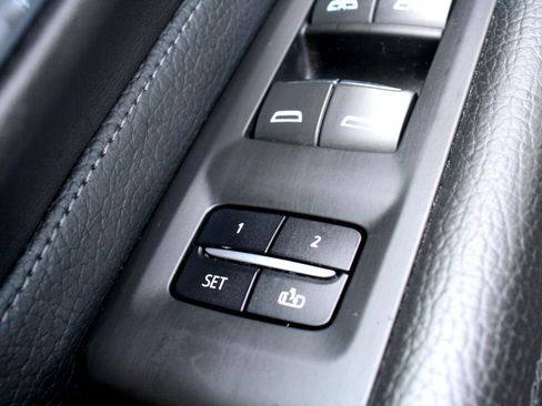 Used 2023 GMC Yukon Denali image 18