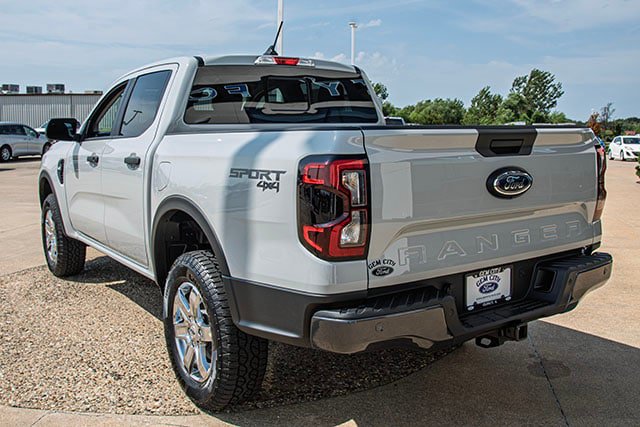 New 2026 Ford Ranger XLT w/ Equipment Group 301A High AWD/4WD image 3