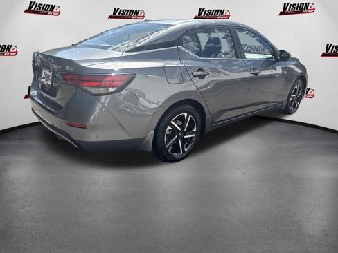 Used 2024 Nissan Sentra SV FWD image 5