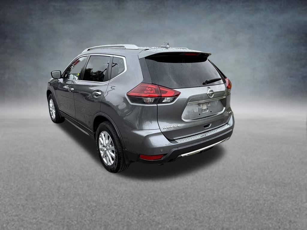 Used 2020 Nissan Rogue SV AWD/4WD image 3