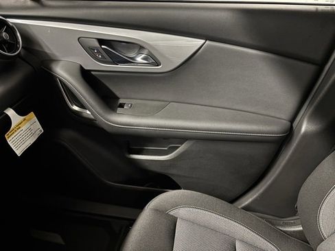 Used 2025 Chevrolet Blazer LT w/ Driver Confidence Package image 14