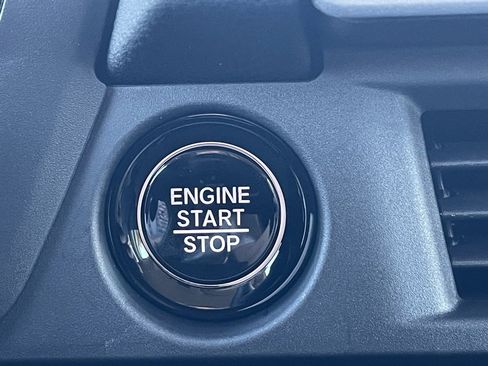 New 2025 Honda Pilot EX-L image 34