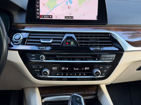 Used 2019 BMW 530i w/ Executive Package image 21