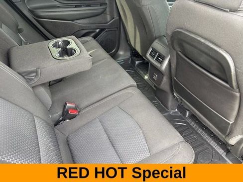 Used 2024 GMC Terrain SLE w/ Driver Convenience Package FWD image 36