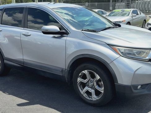 Used 2017 Honda CR-V EX image 2