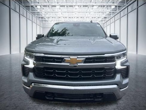 Used 2025 Chevrolet Silverado 1500 LT AWD/4WD image 2