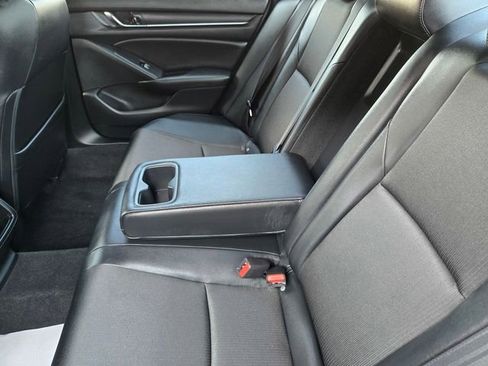 Used 2022 Honda Accord Sport image 9