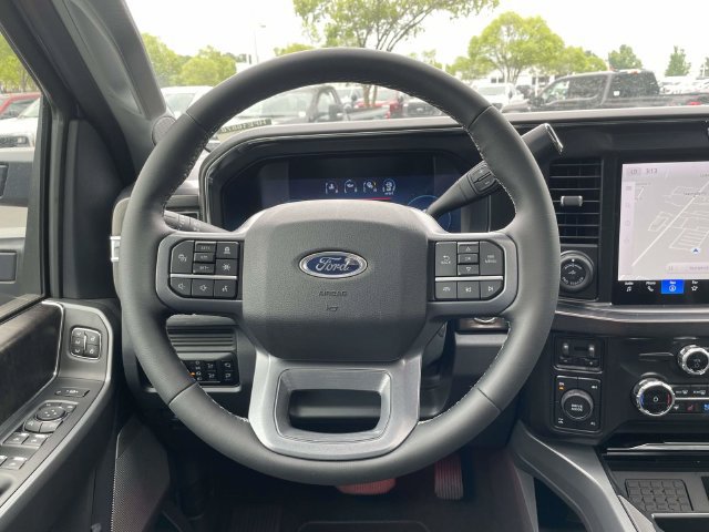 New 2026 Ford F250 Lariat w/ Black Appearance Package AWD/4WD image 10