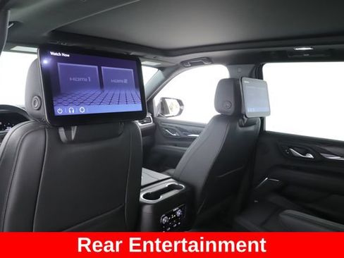 Used 2022 GMC Yukon XL Denali w/ Denali Ultimate Package AWD/4WD image 5
