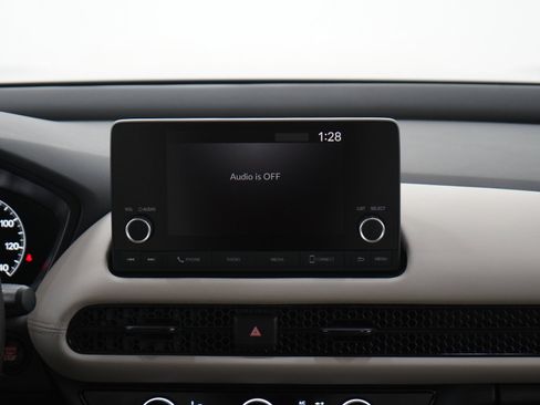 Used 2024 Honda HR-V LX image 15
