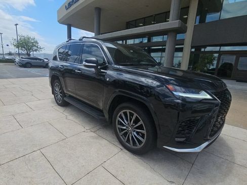 Used 2024 Lexus LX 600 F Sport AWD/4WD image 7