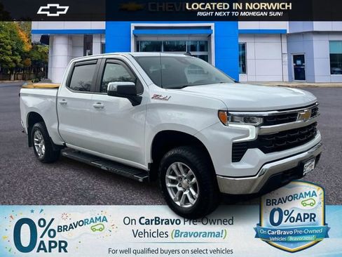 Certified 2022 Chevrolet Silverado 1500 LT AWD/4WD image 3