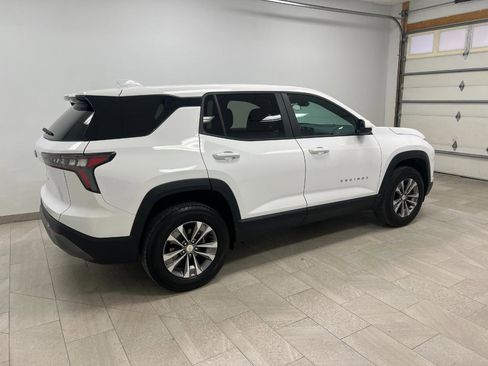 Used 2025 Chevrolet Equinox LT image 14