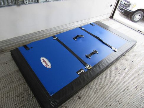 Used 2022 Ford F650 2WD Regular Cab Super Duty image 24