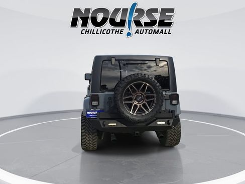 Used 2015 Jeep Wrangler Unlimited Sahara w/ Connectivity Group AWD/4WD image 7