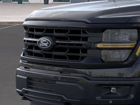 New 2026 Ford F150 XLT w/ Equipment Group 302A MID AWD/4WD image 18