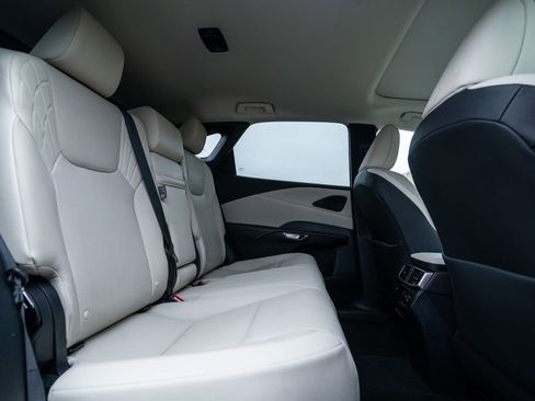 Used 2023 Lexus RX 350 Premium image 15