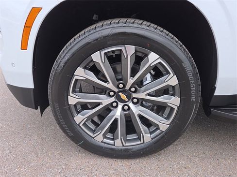 New 2026 Chevrolet Tahoe High Country w/ Sun And Tow Package image 9