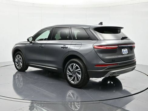 Used 2025 Lincoln Corsair FWD image 8