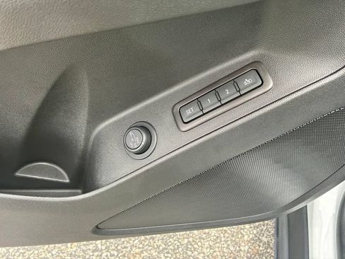 Used 2021 Chevrolet Equinox Premier AWD/4WD image 21