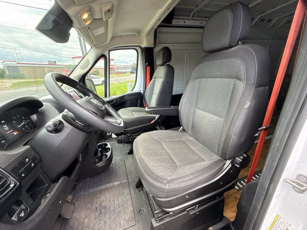 Used 2023 RAM ProMaster 3500 w/ Driver Convenience Group FWD image 9