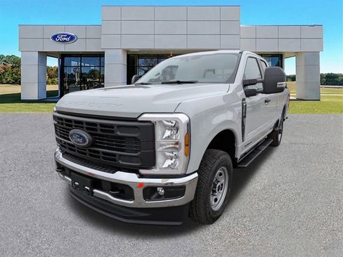 New 2026 Ford F250 XL AWD/4WD image 8