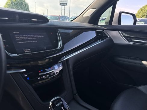 Certified 2023 Cadillac XT6 Sport w/ LPO, ONYX Package AWD/4WD image 23