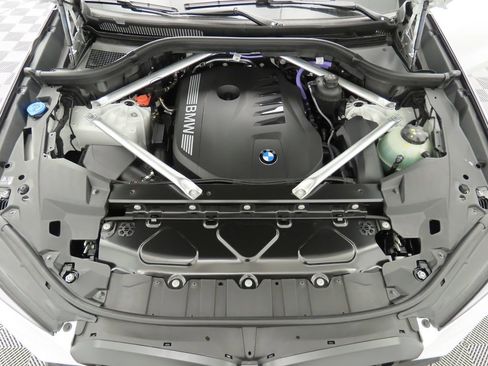 Used 2026 BMW X5 sDrive40i w/ M Sport Package image 31