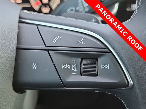 Used 2025 Audi Q8 Prestige image 22