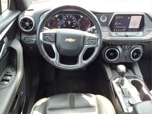 Used 2022 Chevrolet Blazer Premier w/ Driver Confidence II Package AWD/4WD image 4