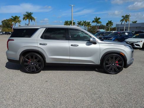 Used 2025 Hyundai Palisade Limited image 4