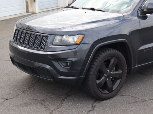 Used 2015 Jeep Grand Cherokee Altitude AWD/4WD image 6