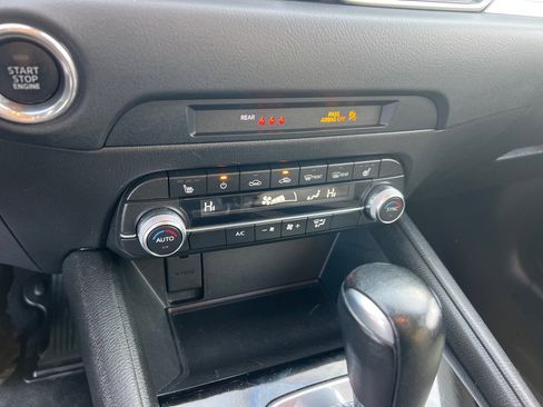Used 2020 MAZDA CX-5 Touring image 32