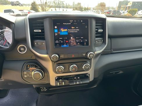 Used 2024 RAM 2500 Big Horn w/ Bed Utility Group image 31