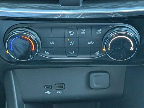 Used 2024 Buick Encore GX Sport Touring w/ Comfort Package image 18