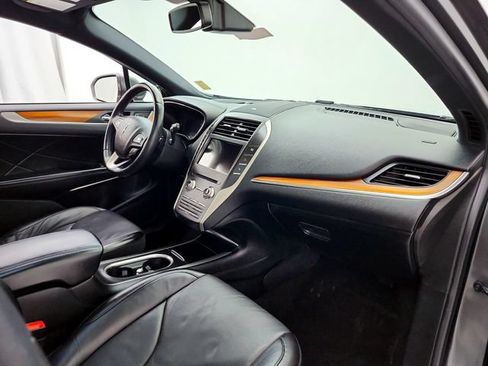 Used 2019 Lincoln MKC Reserve AWD/4WD image 13