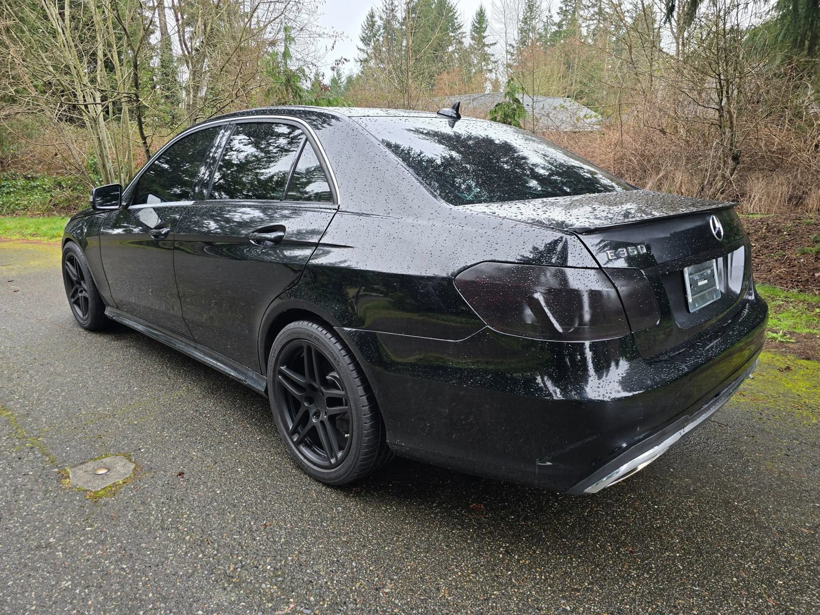 Used 2014 Mercedes-Benz E 350 Sedan image 3