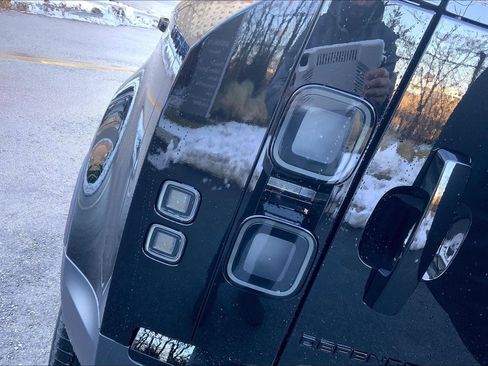 New 2026 Land Rover Defender 110 S image 14