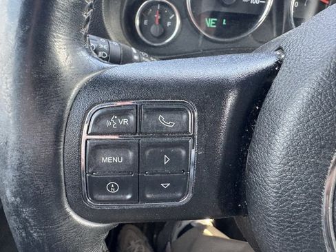 Used 2018 Jeep Wrangler Unlimited Sport S image 15