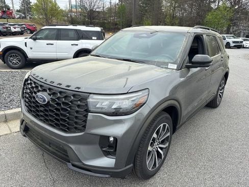 New 2026 Ford Explorer ST-Line image 4