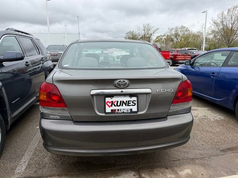 Used 2003 Toyota Echo Coupe FWD image 2