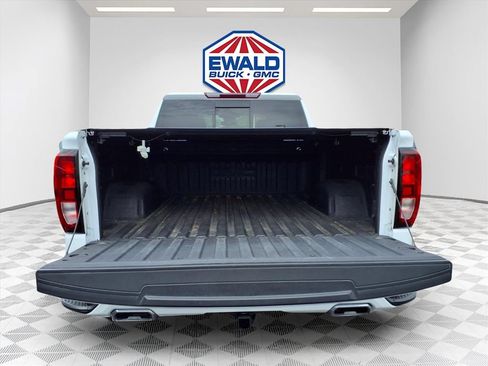 Used 2024 GMC Sierra 1500 Elevation w/ Elevation Premium Package AWD/4WD image 5