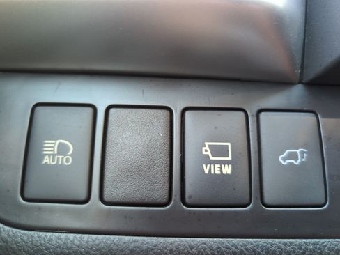 Used 2019 Toyota Highlander Limited Platinum AWD/4WD image 38