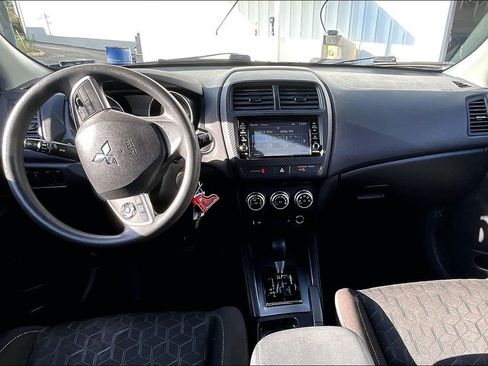 Used 2022 Mitsubishi Outlander Sport ES image 7