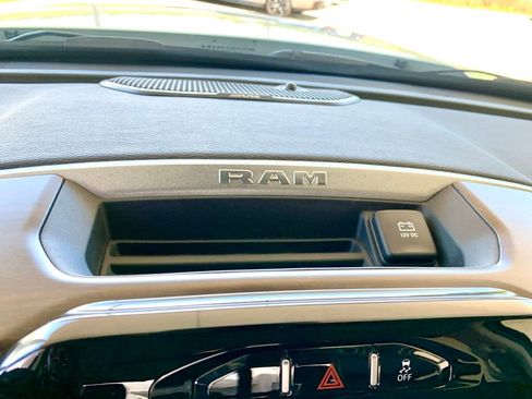 Used 2024 RAM 3500 Laramie AWD/4WD image 43