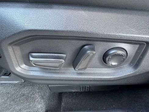 Used 2023 Toyota Tundra Platinum AWD/4WD image 22
