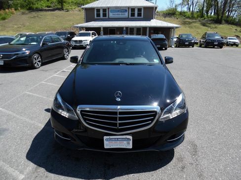 Used 2014 Mercedes-Benz E 350 4MATIC Sedan image 9