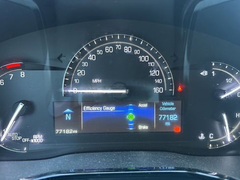 Used 2018 Cadillac XT5 Premium Luxury w/ Driver Assist Package image 7