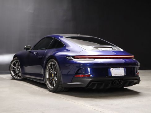 Certified 2023 Porsche 911 GT3 RWD image 4