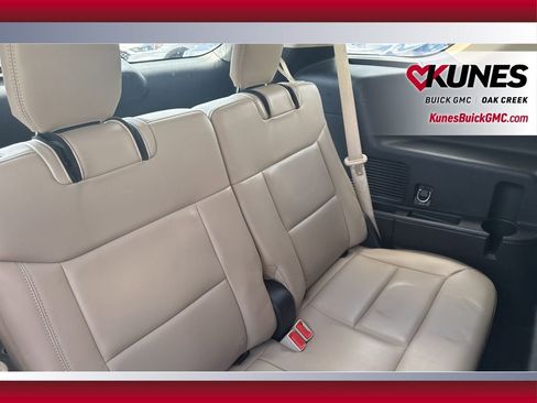 Used 2023 Ford Explorer XLT w/ Equipment Group 202A image 36